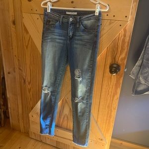 Kan can ripped jeans